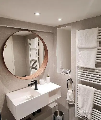 Appartement Le Colonial - Au Coeur De - 4 Couchages Straatsburg